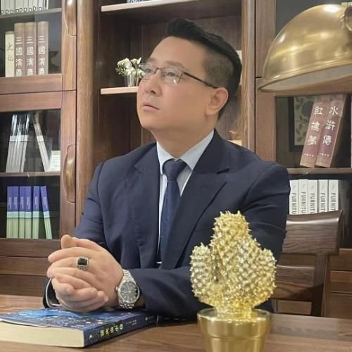 短剧《谁偷走了奶奶的天价水费(41集)刘亚倩&王小健 (2026)》海报